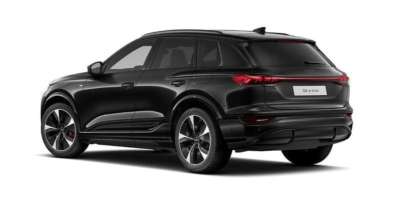 Occasion Audi Q6 e-tron Performance 239 kW (326 PK) 2025 Zwart SUV