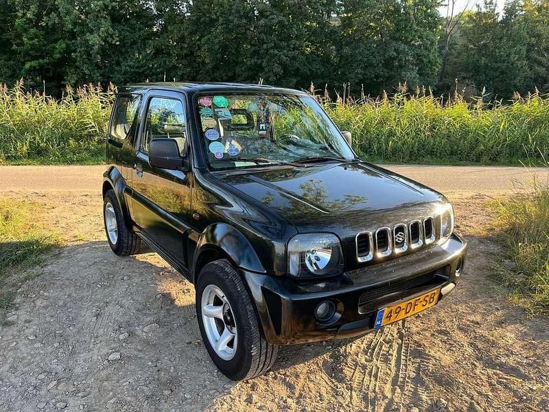 Zwart Gebruikt 1999 Suzuki Jimny SUV | € 5.000 (Eerlijke prijs) - Afbeelding 1/4