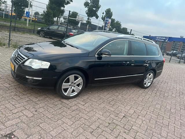 Zwart Gebruikt 2008 VW Passat Comfortline Stationwagen | € 2.450 (Eerlijke prijs) - Afbeelding 1/4
