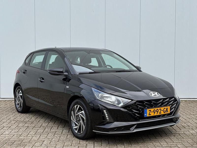 Occasion Hyundai i20 Comfort 2024 Zwart Hatchback