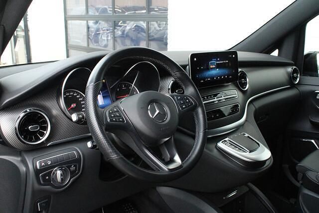 Occasion Mercedes V250 190 PK (139 kW) 2023 Grijs (metallic) MPV