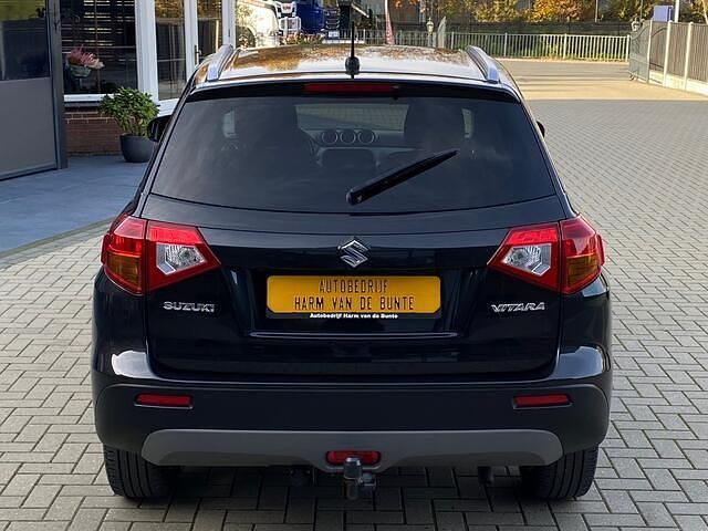Occasion Suzuki Vitara Exclusive 120 PK (88 kW) 2017 Zwart (metallic) SUV