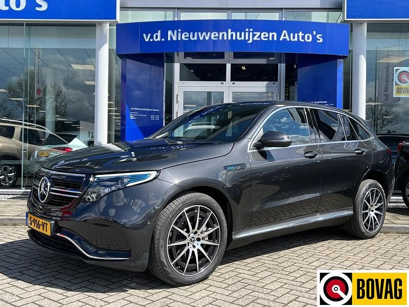 Grijs, metallic lak Gebruikt 2022 Mercedes EQC400 AMG line SUV | € 64.950 - Afbeelding 1/4