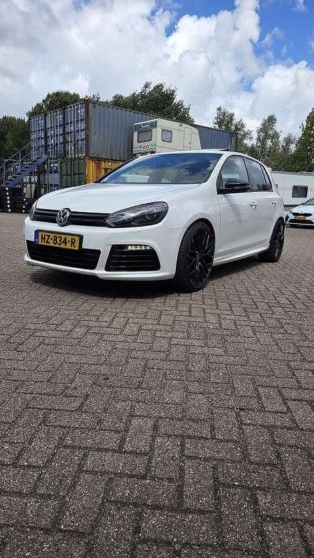 Wit Gebruikt 2010 VW Golf VI R Hatchback | € 12.500 (Duur) - Afbeelding 1/4