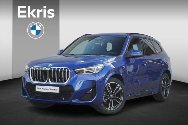Blauw, metallic lak Gebruikt 2025 BMW X1 M Sport SUV | € 59.900 - Afbeelding 1/4