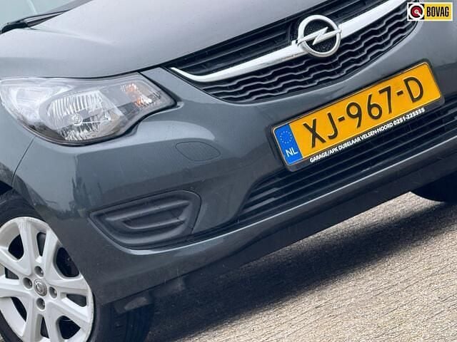 Grijs (metallic) Gebruikt 2017 Opel Karl Innovation Hatchback | € 9.425 (Goede deal) - Afbeelding 1/4