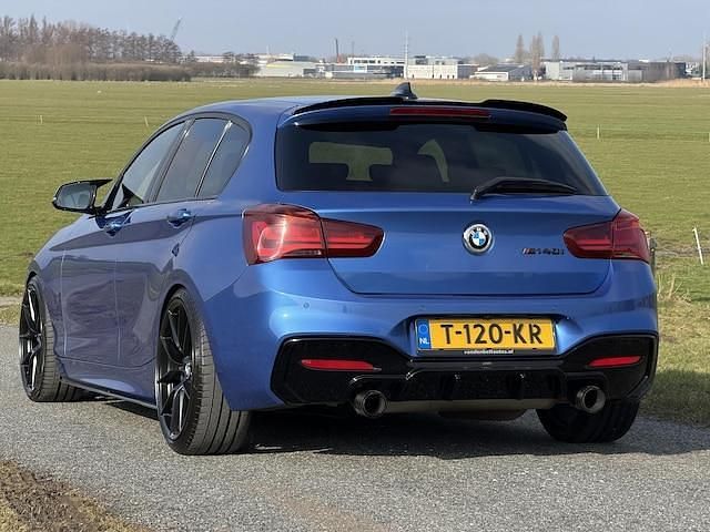 Occasion BMW M140 Shadowline 340 PK (250 kW) 2019 Blauw Hatchback