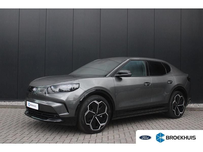 Grijs Nieuw 2025 Ford Capri Extended Range SUV | € 49.795 (Eerlijke prijs) - Afbeelding 1/4