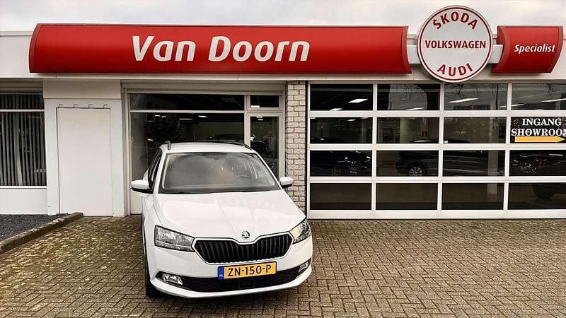 Wit Gebruikt 2019 Skoda Fabia Business Line Stationwagen | € 13.450 (Eerlijke prijs) - Afbeelding 1/4