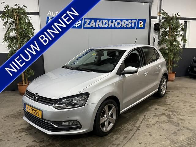 Grijs Gebruikt 2014 VW Polo Hatchback | € 6.995 (Iets duurder) - Afbeelding 1/4