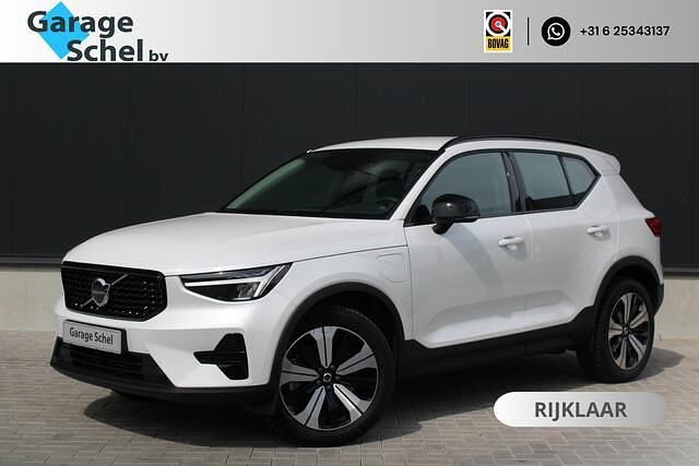 Wit Gebruikt 2022 Volvo XC40 Plus SUV | € 34.950 (Goede deal) - Afbeelding 1/4