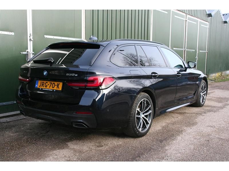 Occasion BMW 530 293 PK (215 kW) 2022 Zwart Stationwagen