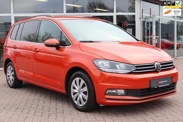 Oranje Gebruikt 2016 VW Touran Highline MPV | € 19.940 (Goede deal) - Afbeelding 1/4