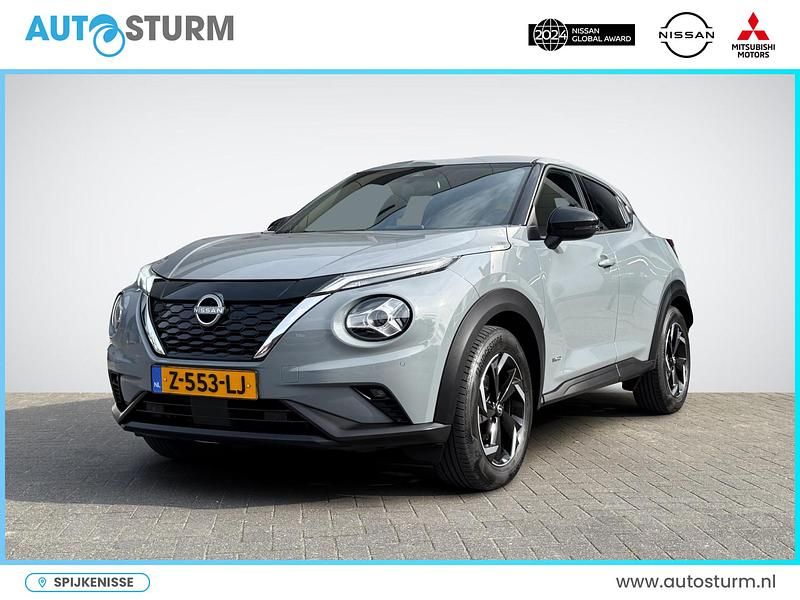 Grijs Gebruikt 2024 Nissan Juke N-Connecta SUV | € 28.599 (Eerlijke prijs) - Afbeelding 1/4
