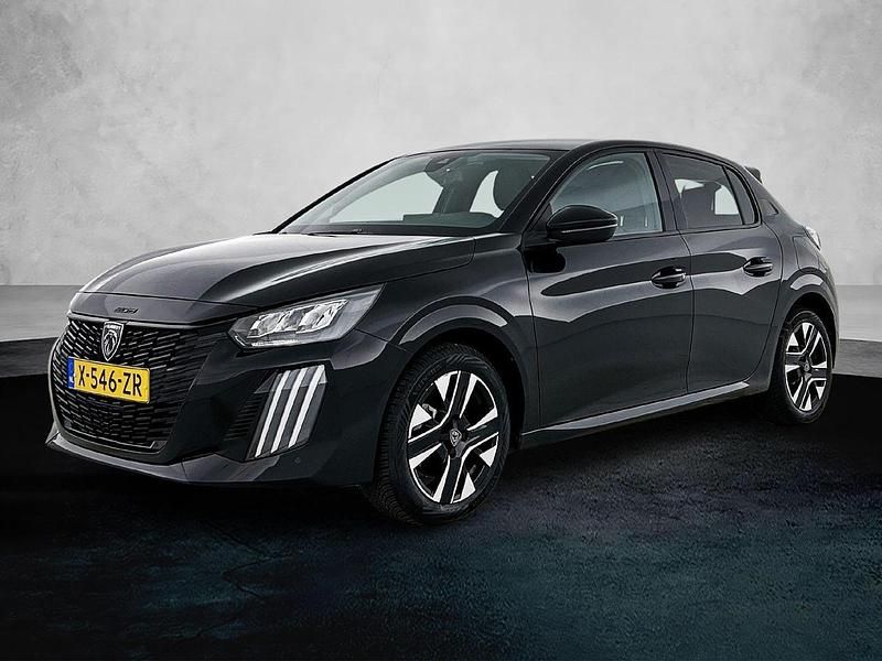Zwart Gebruikt 2024 Peugeot 208 Allure Hatchback | € 20.895 (Goede deal) - Afbeelding 1/1