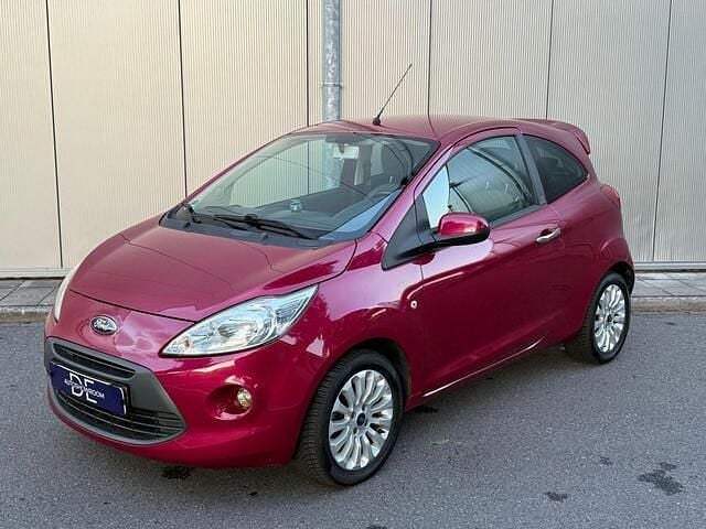 Rood Gebruikt 2013 Ford Ka Titanium X Hatchback | € 4.950 (Eerlijke prijs) - Afbeelding 1/4