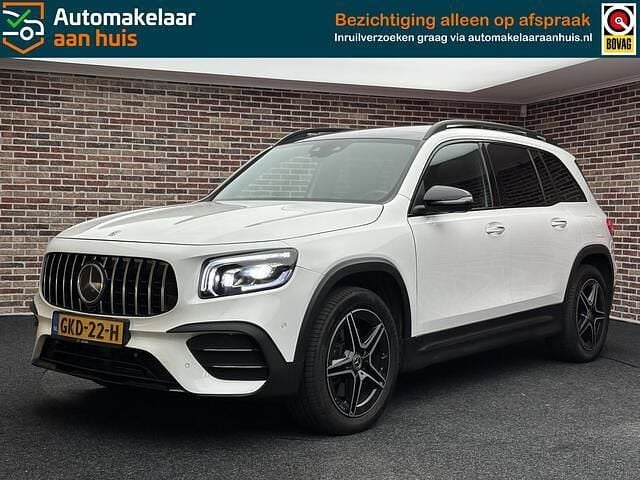 Wit Gebruikt 2020 Mercedes GLB250 Premium SUV | € 44.950 (Eerlijke prijs) - Afbeelding 1/4
