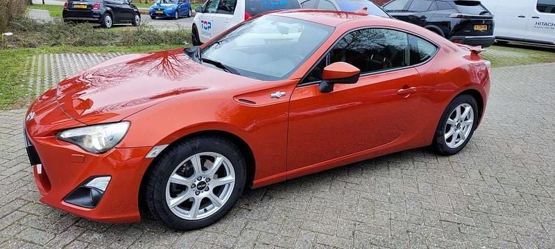 Oranje Gebruikt 2014 Toyota GT86 GT Coupé | € 14.459 (Super prijs) - Afbeelding 1/4