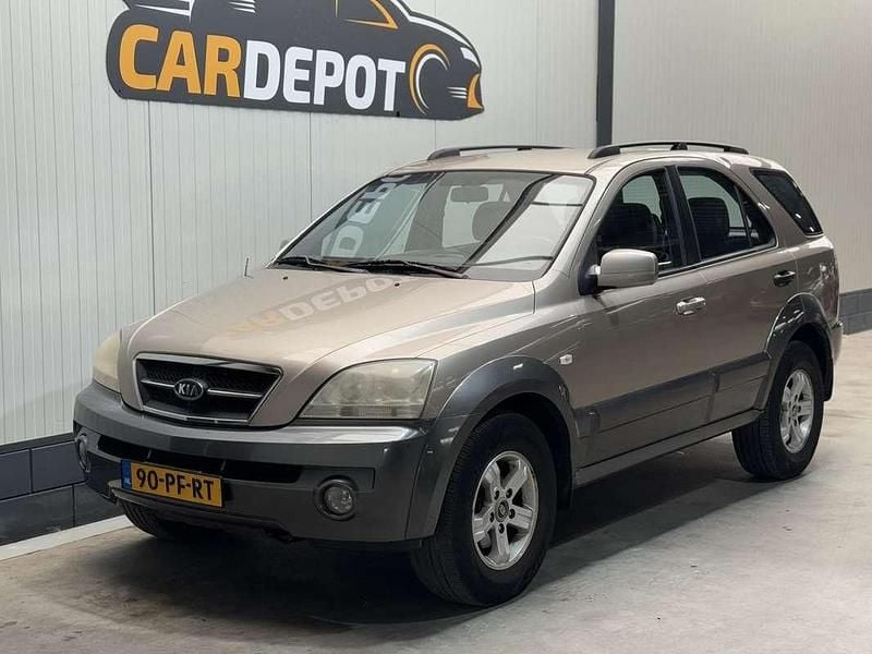 Beige Gebruikt 2004 Kia Sorento EX SUV | € 2.999 - Afbeelding 1/4