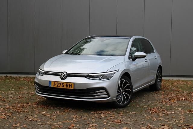 Grijs Gebruikt 2020 VW Golf VIII Stationwagen | € 17.900 (Eerlijke prijs) - Afbeelding 1/4