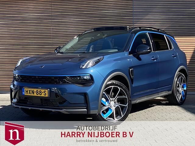 Blauw Gebruikt 2023 Lynk & Co 01 SUV | € 28.900 (Eerlijke prijs) - Afbeelding 1/4