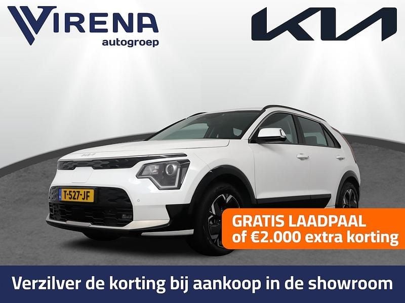 Wit Gebruikt 2023 Kia e-Niro SUV | € 33.950 (Eerlijke prijs) - Afbeelding 1/3