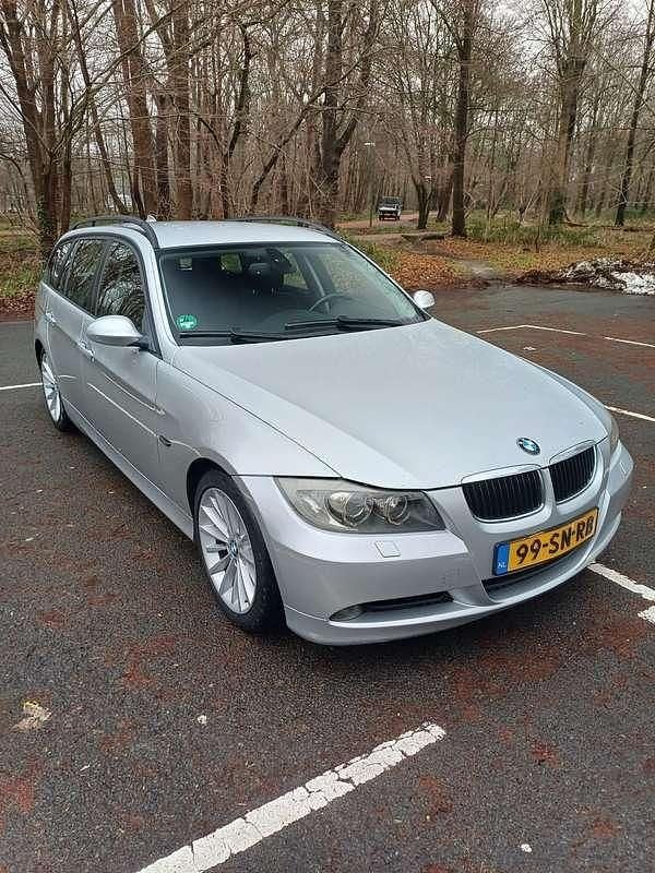 Occasion BMW 320 150 PK (110 kW) 2006 Zilver Stationwagen