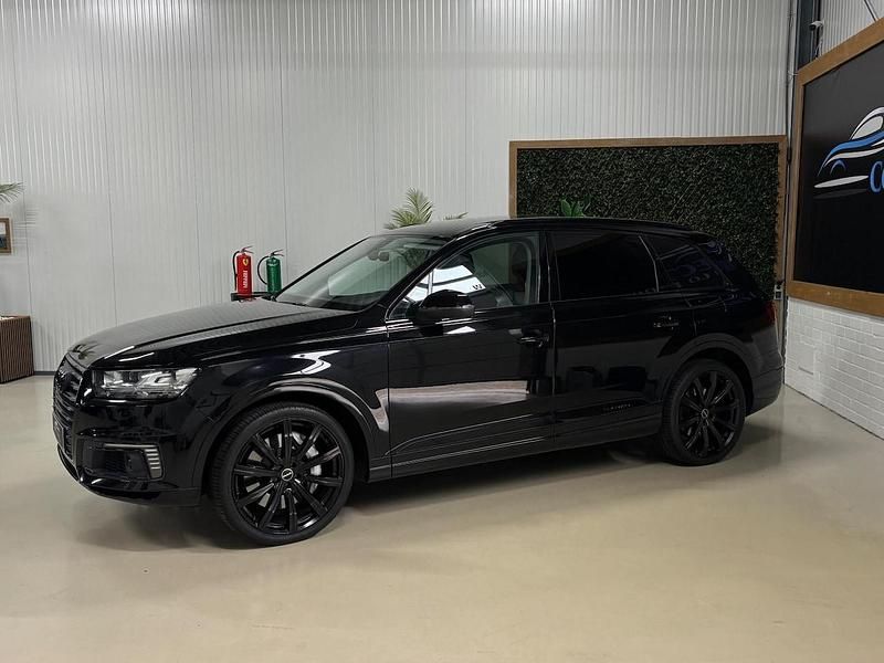 Zwart Gebruikt 2016 Audi Q7 Sport SUV | € 26.995 (Goede deal) - Afbeelding 1/4