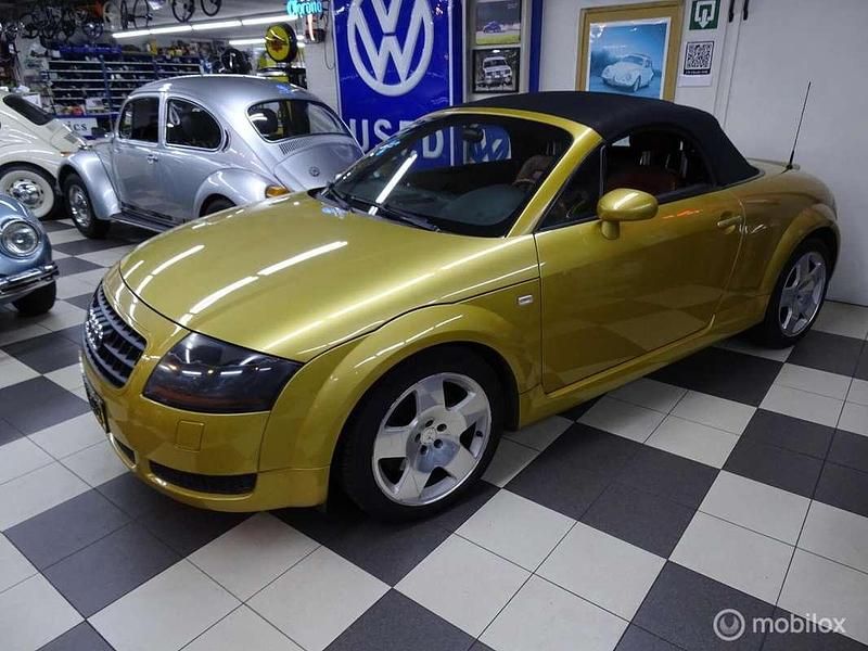 Geel Occasion 2002 Audi TT Roadster Cabriolet | € 6.950 (Iets duurder) - Afbeelding 1/4