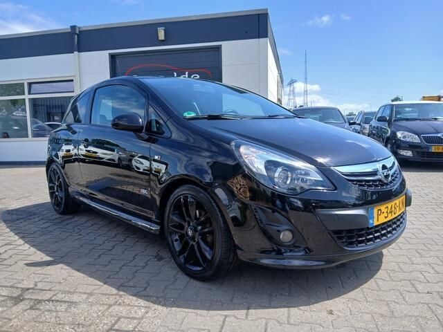 Zwart Gebruikt 2011 Opel Corsa OPC Hatchback | € 3.999 (Eerlijke prijs) - Afbeelding 1/4