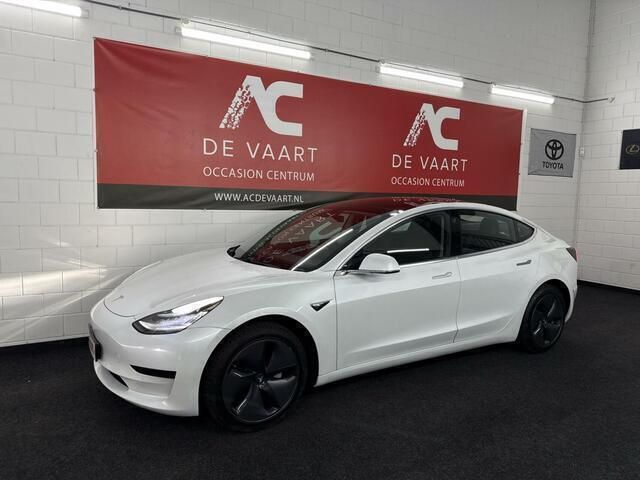 Wit Gebruikt 2020 Tesla Model 3 Standard Range Sedan | € 15.950 (Eerlijke prijs) - Afbeelding 1/4