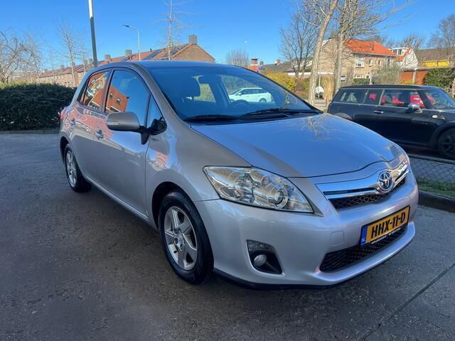 Occasion Toyota Auris Eco 99 PK (72 kW) 2012 Grijs Hatchback