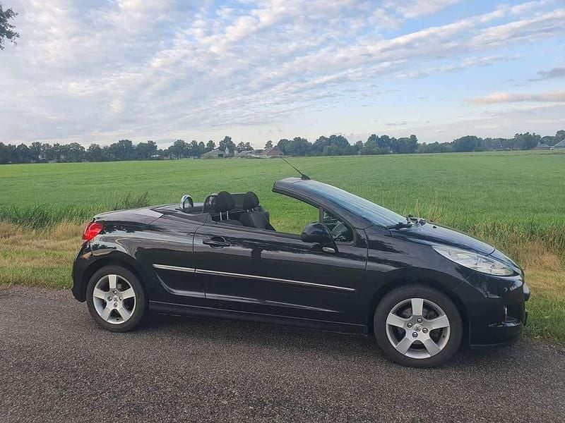 Zwart Gebruikt 2011 Peugeot 207 Griffe Cabriolet | € 4.000 (Super prijs) - Afbeelding 1/4