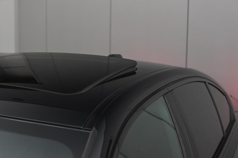 Occasion BMW 330e M Sport 184 PK (135 kW) 2025 Zwart Sedan