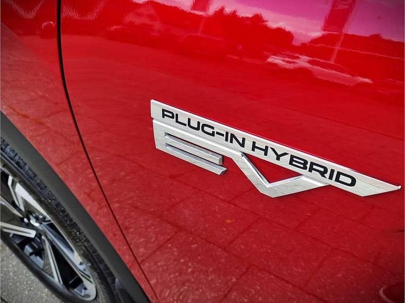 Occasion Mitsubishi Eclipse Cross Intense+ 275 PK (202 kW) 2022 Rood SUV