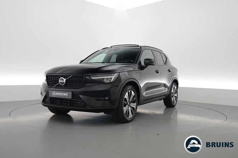 Zwart Occasion 2022 Volvo XC40 Ultimate SUV | € 39.900 (Duur) - Afbeelding 1/4