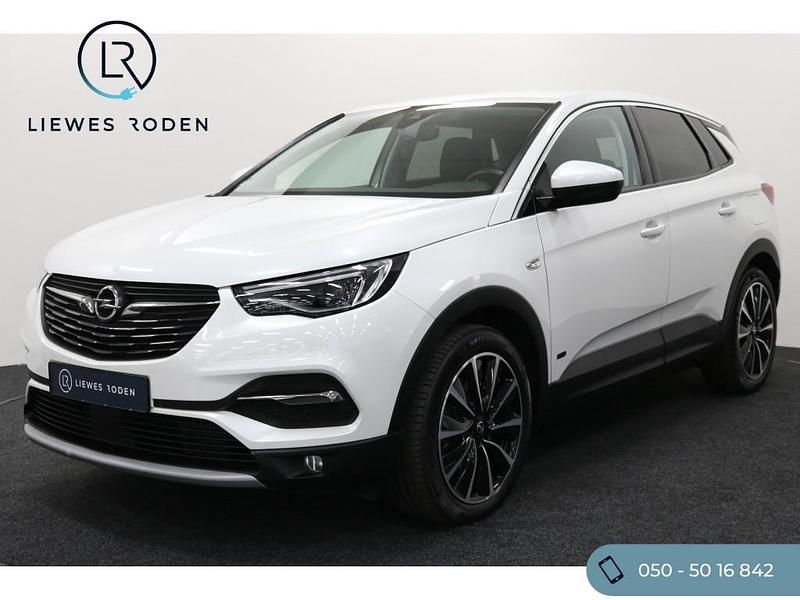 Wit (metallic) Occasion 2020 Opel Grandland X Executive SUV | € 21.450 (Eerlijke prijs) - Afbeelding 1/4