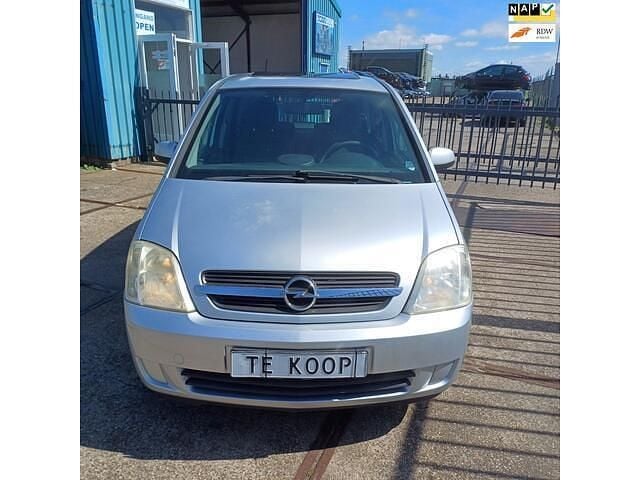 Grijs Gebruikt 2003 Opel Meriva Enjoy MPV | € 1.250 (Iets duurder) - Afbeelding 1/4