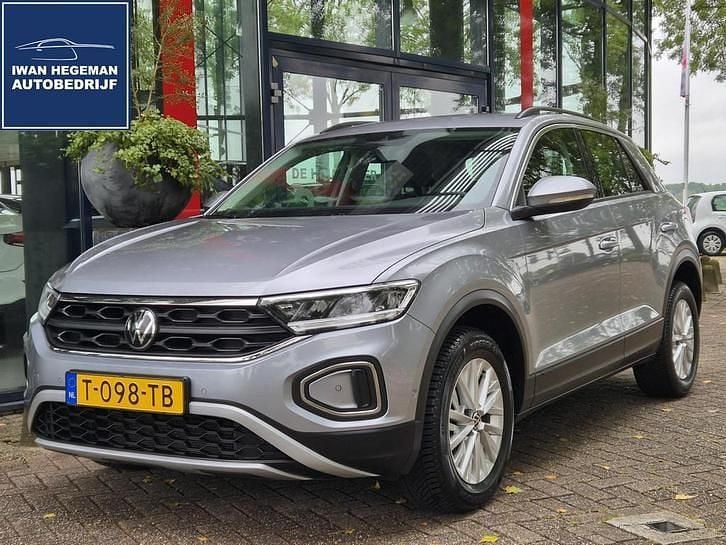 Occasion VW T-Roc Life 110 PK (80 kW) 2023 Grijs SUV