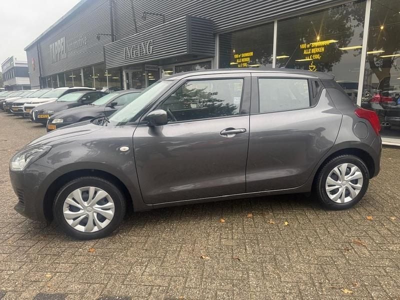 Occasion Suzuki Swift Comfort 83 PK (61 kW) 2023 Grijs Hatchback