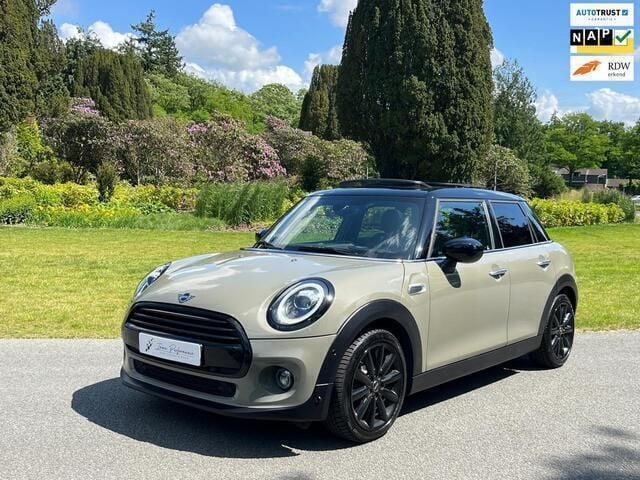 Grijs Gebruikt 2020 Mini Cooper Hatchback | € 18.990 (Goede deal) - Afbeelding 1/4