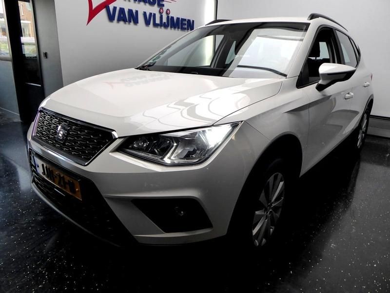 Wit Gebruikt 2018 Seat Arona Style SUV | € 11.450 (Eerlijke prijs) - Afbeelding 1/4