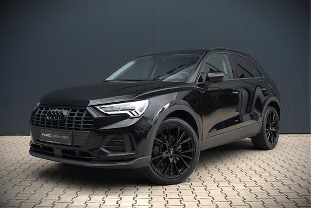 Zwart Gebruikt 2021 Audi Q3 Advanced SUV | € 35.740 (Eerlijke prijs) - Afbeelding 1/4