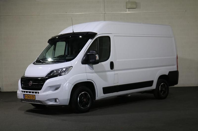 Wit Occasion 2019 Fiat Ducato Van | € 16.950 (Super prijs) - Afbeelding 1/4