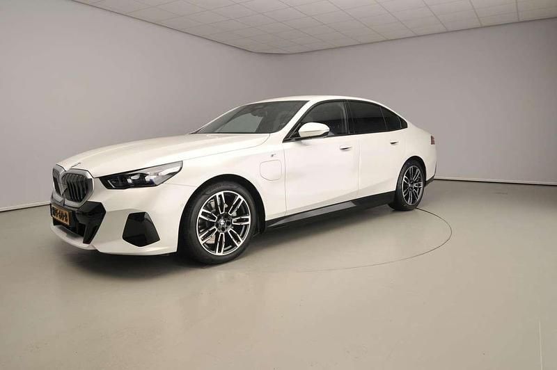 Occasion BMW 530e M Sport 299 PK (219 kW) 2025 Wit Sedan