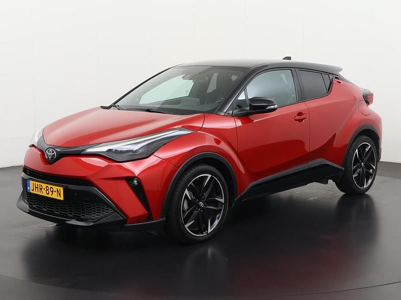 Rood Gebruikt 2022 Toyota C-HR Sport SUV | € 25.895 (Eerlijke prijs) - Afbeelding 1/4