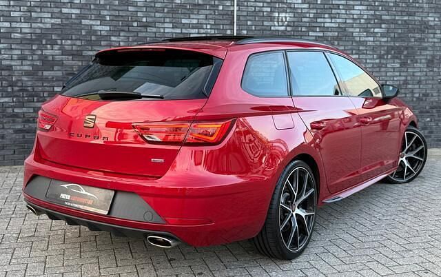 Occasion Seat Leon ST 4Drive 301 PK (221 kW) 2019 Rood Stationwagen