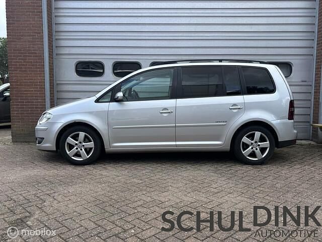 Occasion VW Touran 140 PK (102 kW) 2008 Grijs MPV