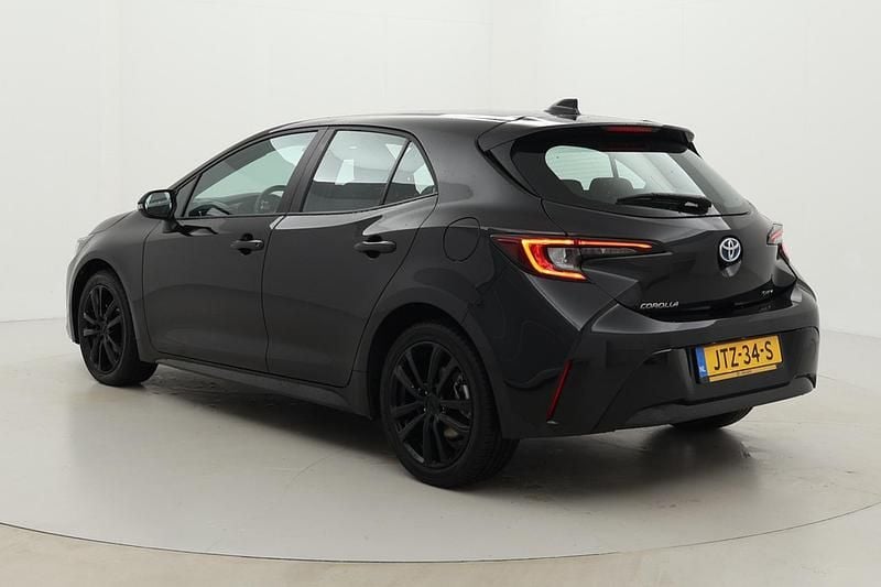 Occasion Toyota Corolla Hybrid Comfort 140 PK (102 kW) 2025 Zwart (metallic) Hatchback