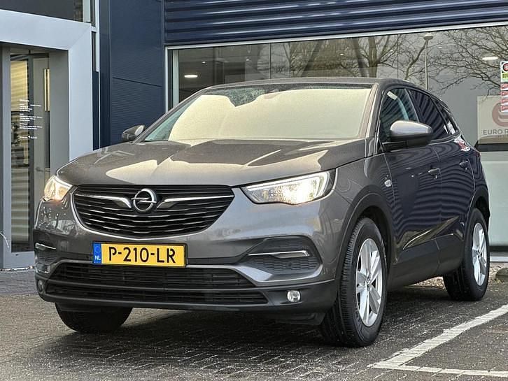 Grijs Occasion 2019 Opel Grandland X Business SUV | € 15.945 (Duur) - Afbeelding 1/4